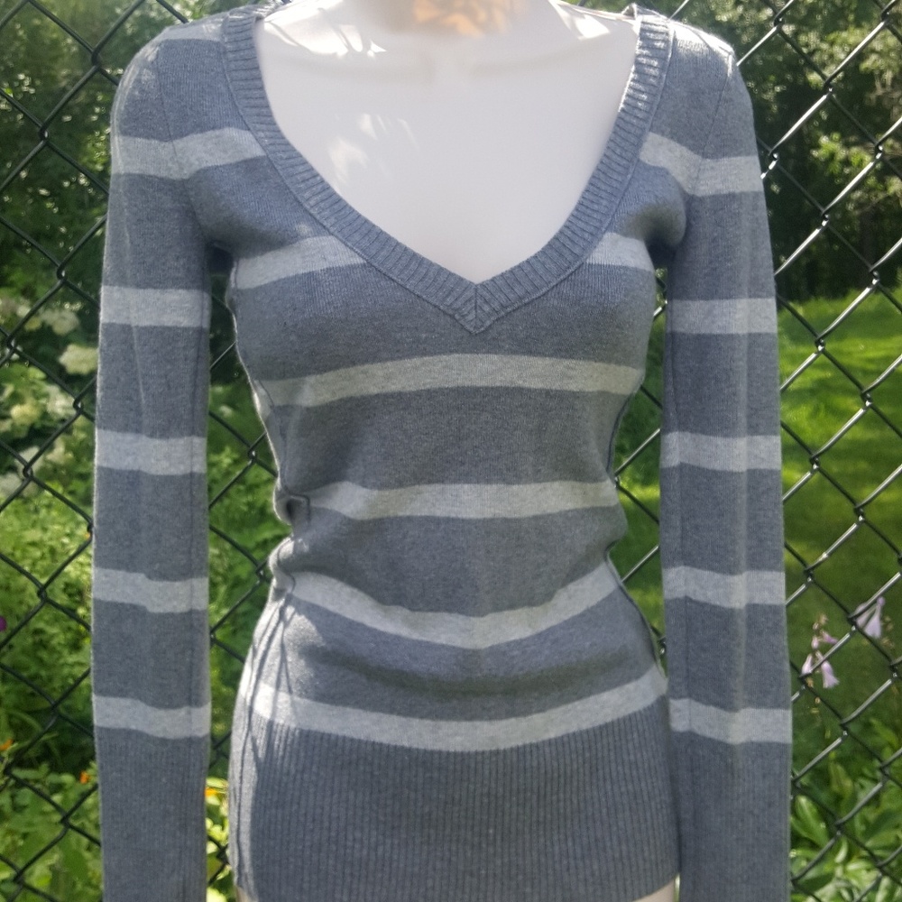 Aeropostale small striped sweater